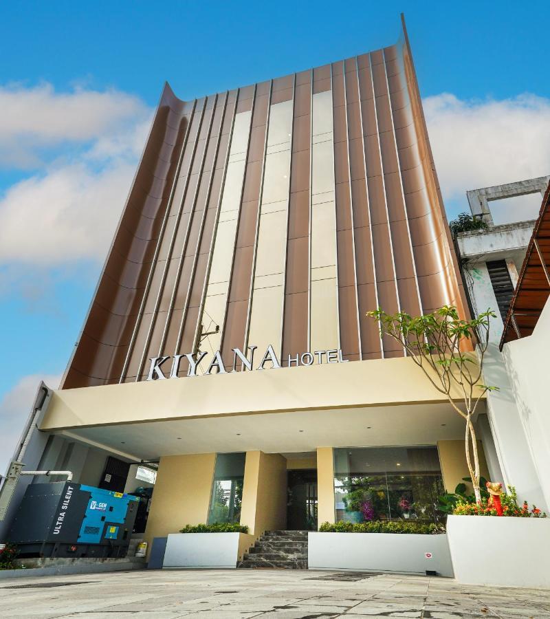 Kiyana Hotel Semarang Jomblang Exteriör bild